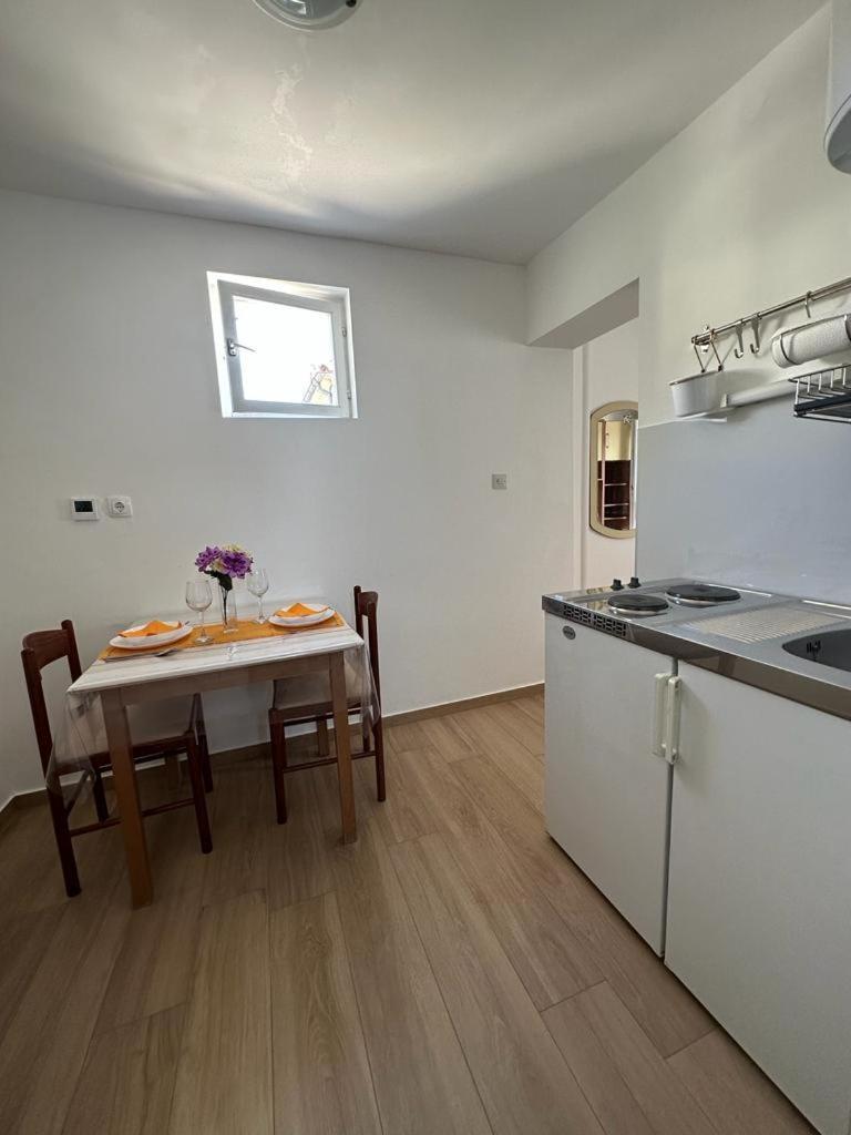 Morosini Apartments Biograd Na Moru Buitenkant foto