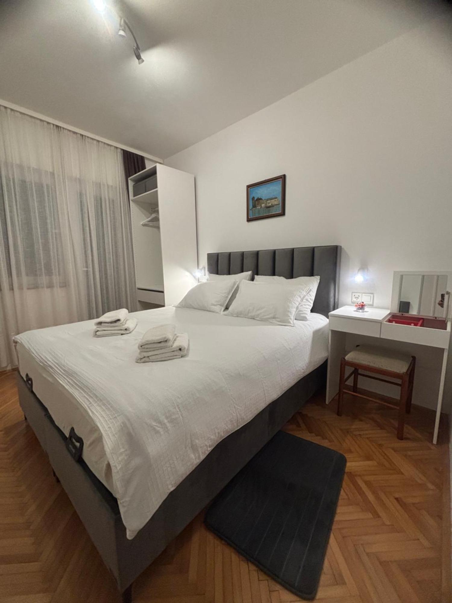 Morosini Apartments Biograd Na Moru Buitenkant foto